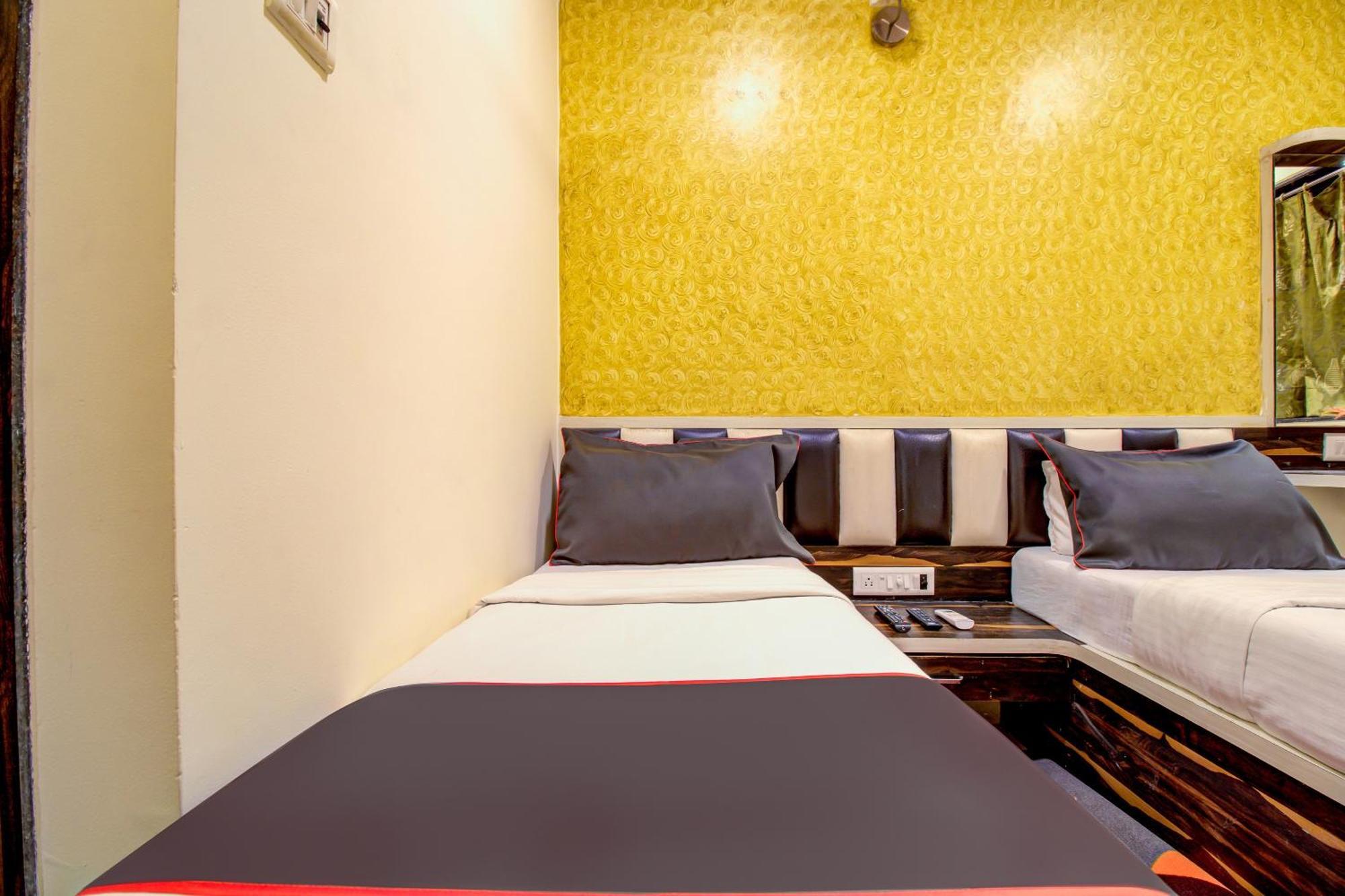 Collection O Golden Tulipz Boutique Mumbai Exterior foto